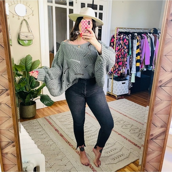 Moon & Madison Oversized Chunky Knit Boho Sweater - Picture 6 of 10